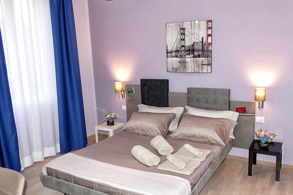 Cairoli Exclusive Rooms & Suite บรินดิซิ ภายนอก รูปภาพ