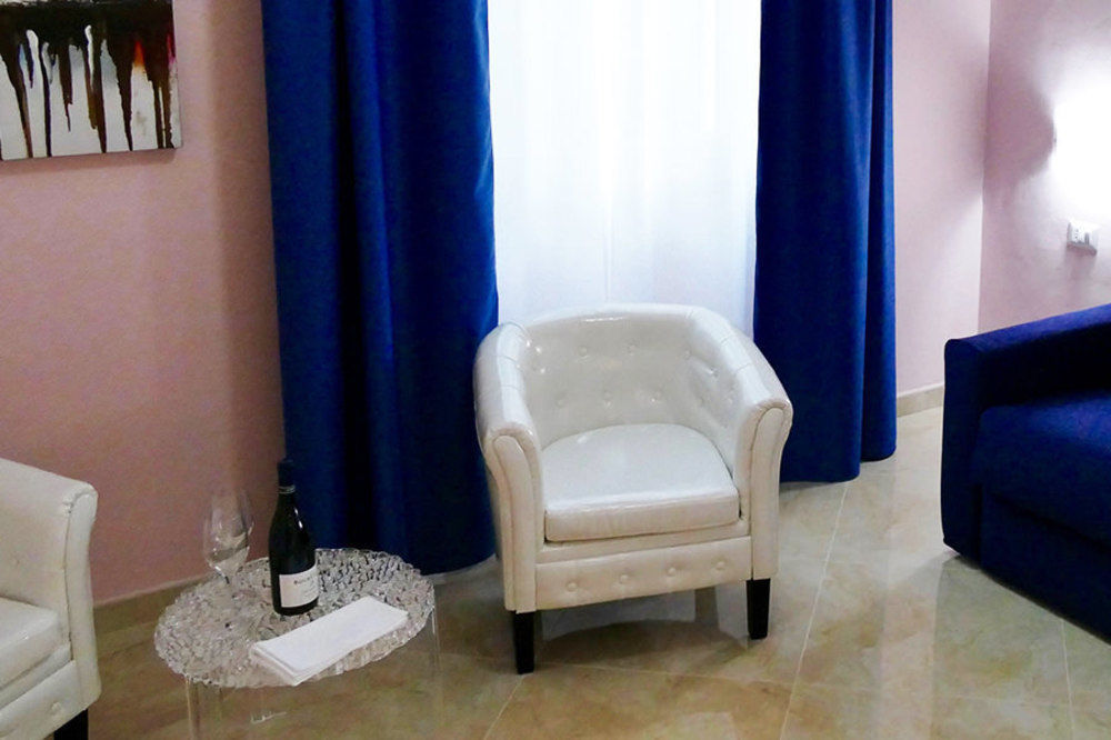 Cairoli Exclusive Rooms & Suite บรินดิซิ ภายนอก รูปภาพ